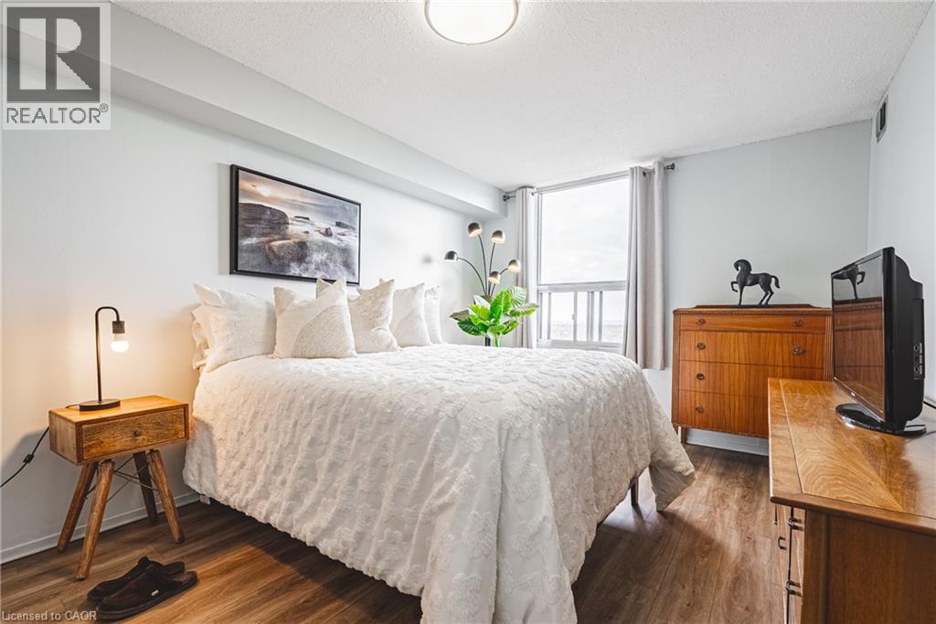 2055 Upper Middle Road Unit# 1206, Burlington, Ontario  L7P 3P4 - Photo 14 - 40815274