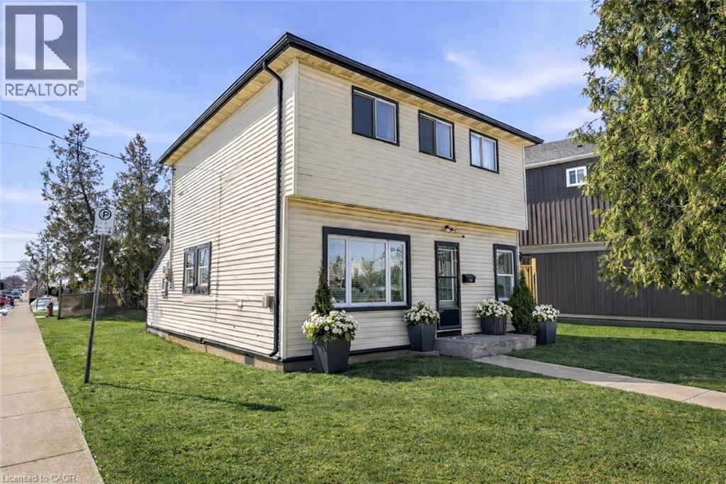 16 Munn Street, Hamilton, Ontario  L8V 1J6 - Photo 2 - 40815814