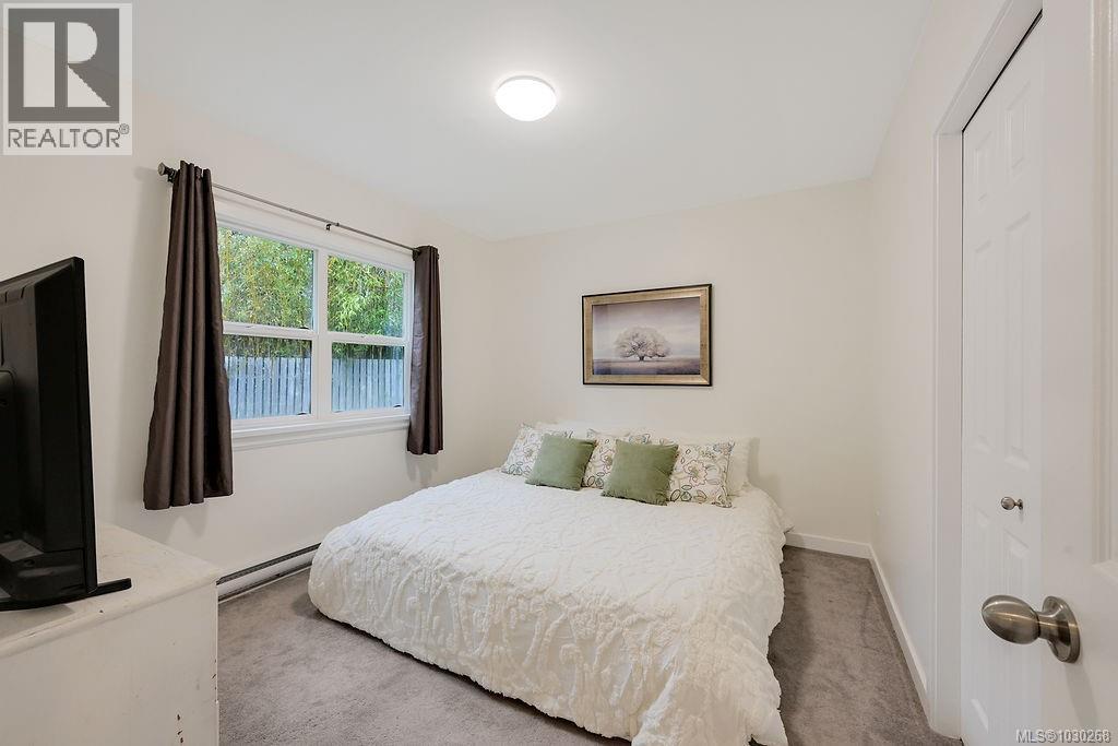 2173 Amity Dr, North Saanich, British Columbia  V8L 1A9 - Photo 35 - 1030268