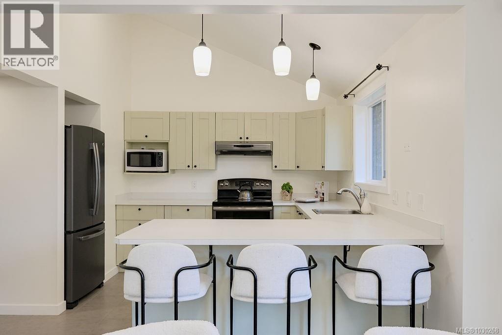 2173 Amity Dr, North Saanich, British Columbia  V8L 1A9 - Photo 16 - 1030268