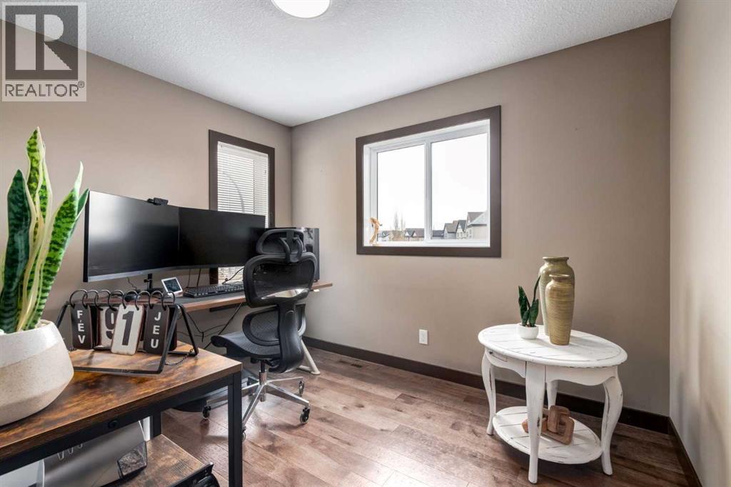 4 Copperpond Grove Se, Calgary, Alberta  T3S 0A6 - Photo 15 - A2296269