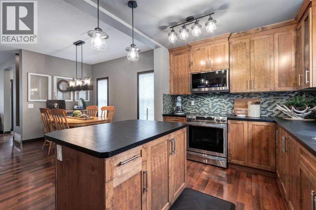 4 Copperpond Grove Se, Calgary, Alberta  T3S 0A6 - Photo 5 - A2296269