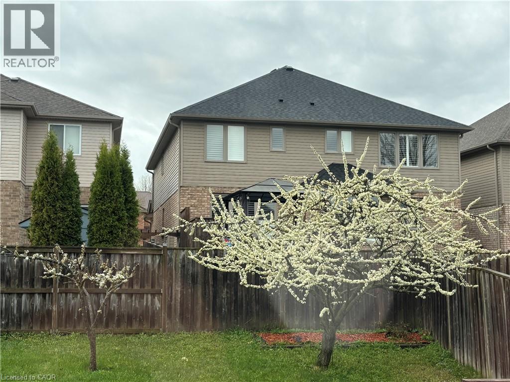 609 Woolgrass Avenue, Waterloo, Ontario  N2V 2X9 - Photo 39 - 40816149