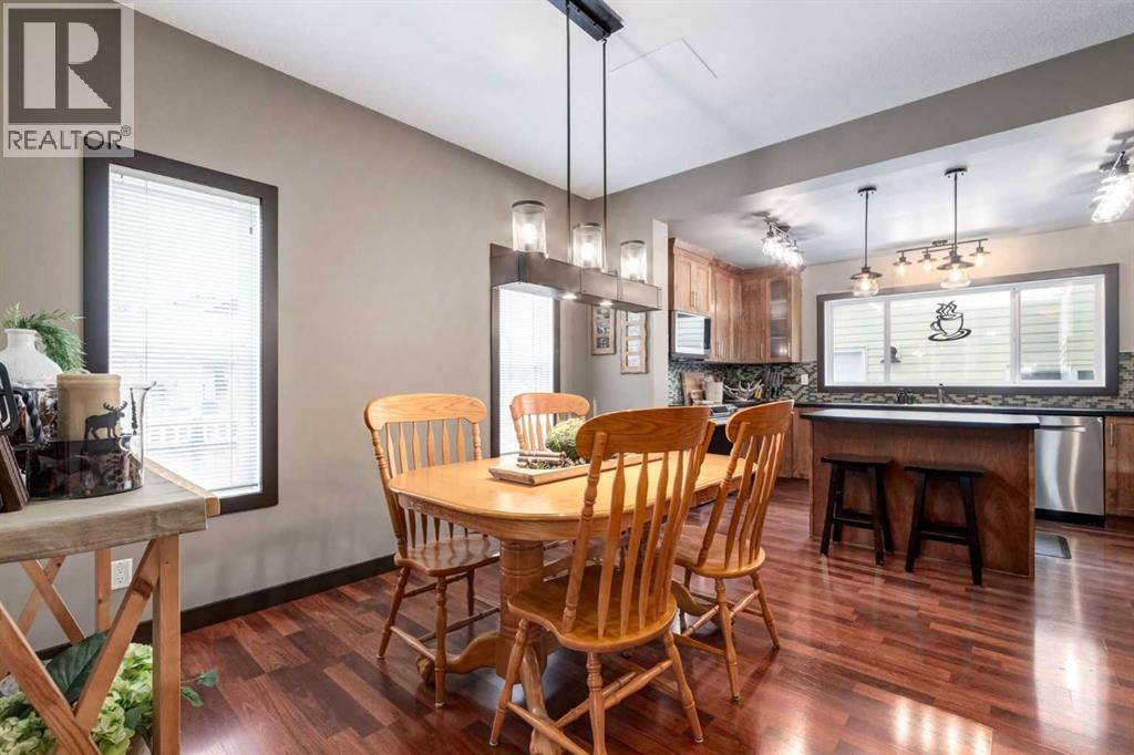 4 Copperpond Grove Se, Calgary, Alberta  T3S 0A6 - Photo 7 - A2296269