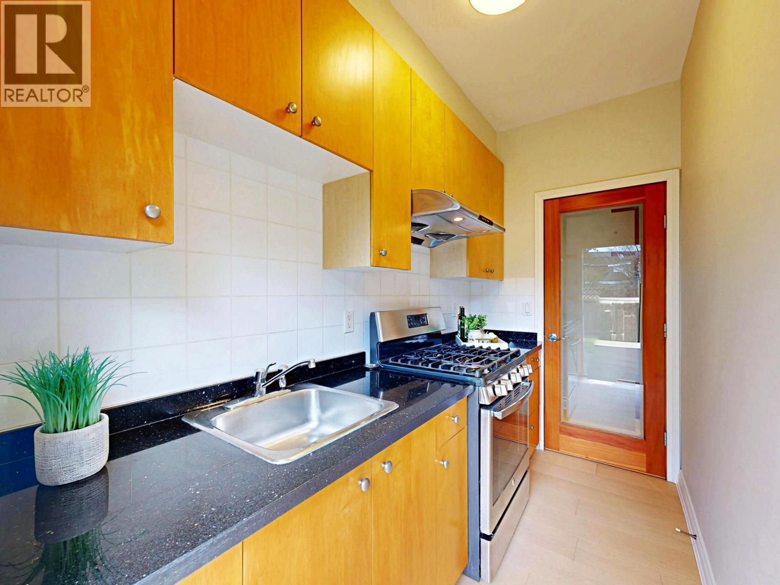 7440 Ludlow Place, Richmond, British Columbia  V7C 2Z6 - Photo 17 - R3104620