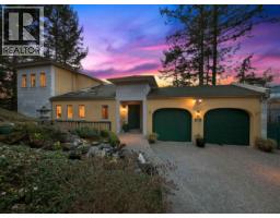 313 SKYLINE DRIVE, Gibsons, British Columbia