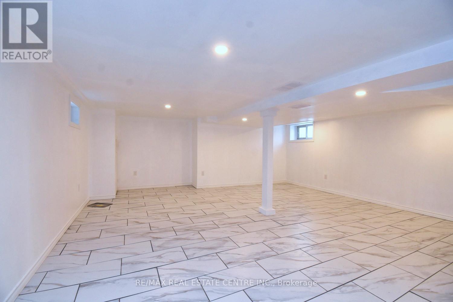 215 Walter Avenue S, Hamilton, Ontario  L8K 3L3 - Photo 23 - X12654168