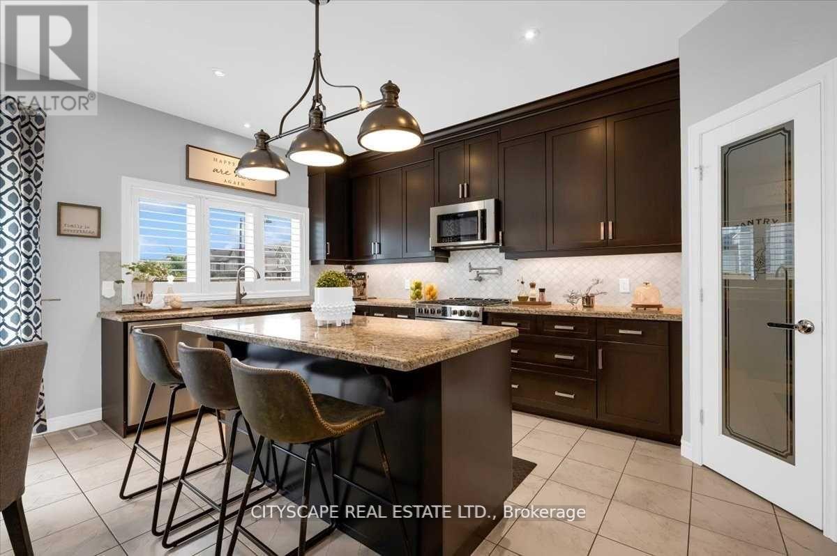 40 Blue Ribbon Way, Hamilton, Ontario  L0R 1C0 - Photo 8 - X12932580