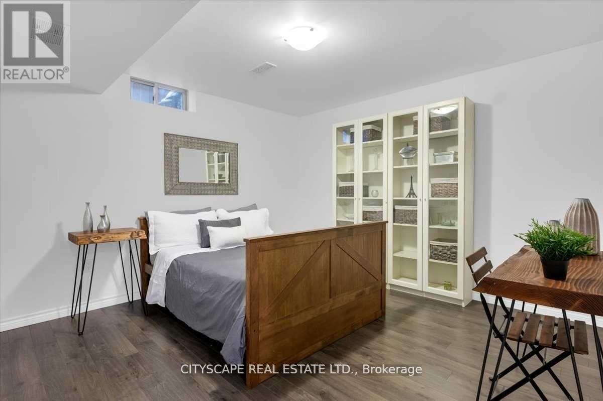 40 Blue Ribbon Way, Hamilton, Ontario  L0R 1C0 - Photo 34 - X12932580