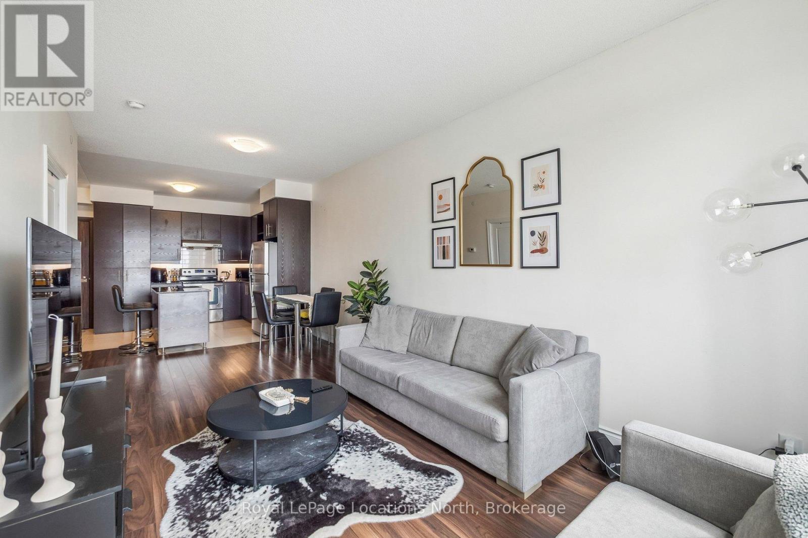 810 - 277 South Park Road, Markham, Ontario L3T 0B7 - Photo 7 - N12935566