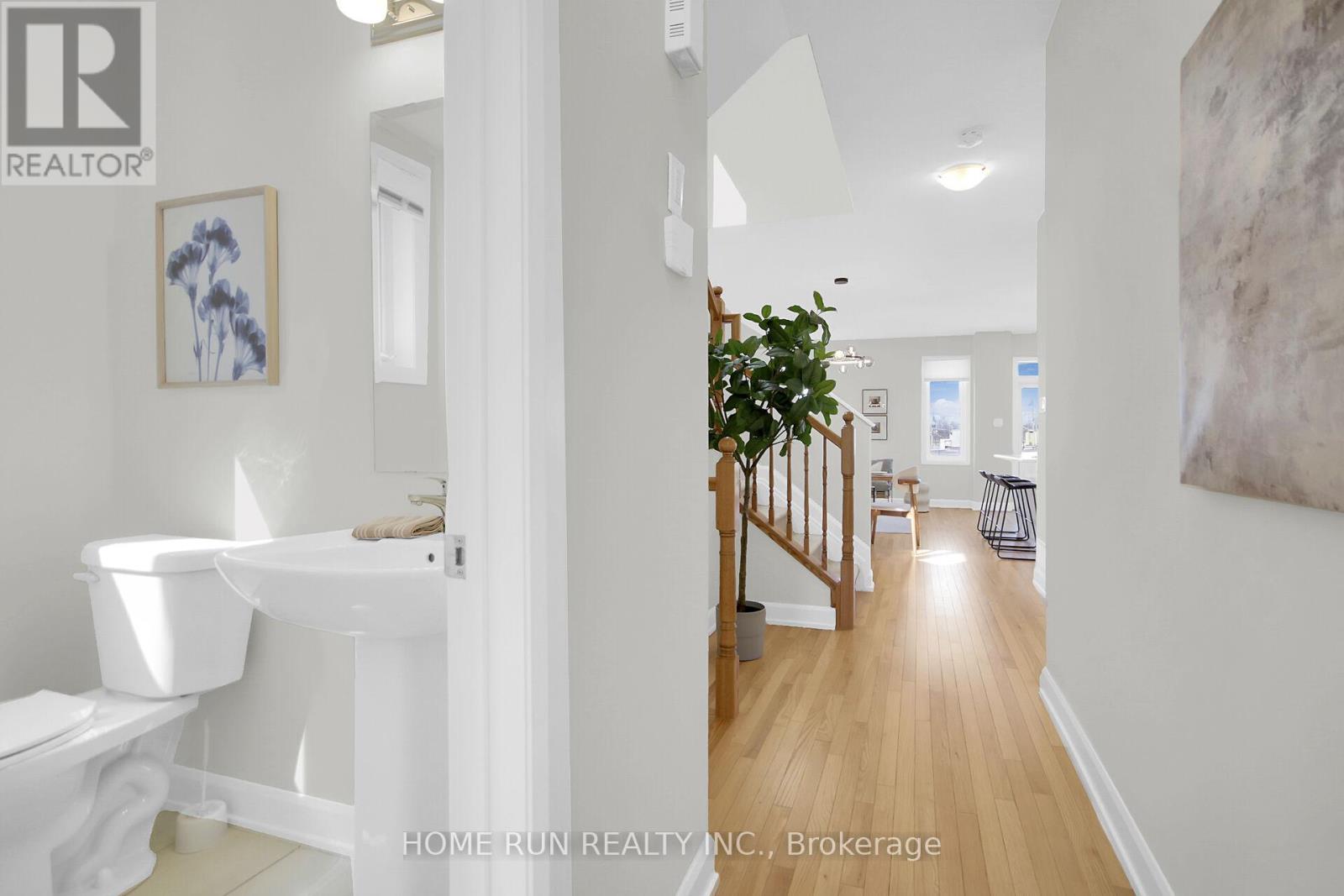 157 Bending Way, Ottawa, Ontario  K2J 6N9 - Photo 2 - X12935598