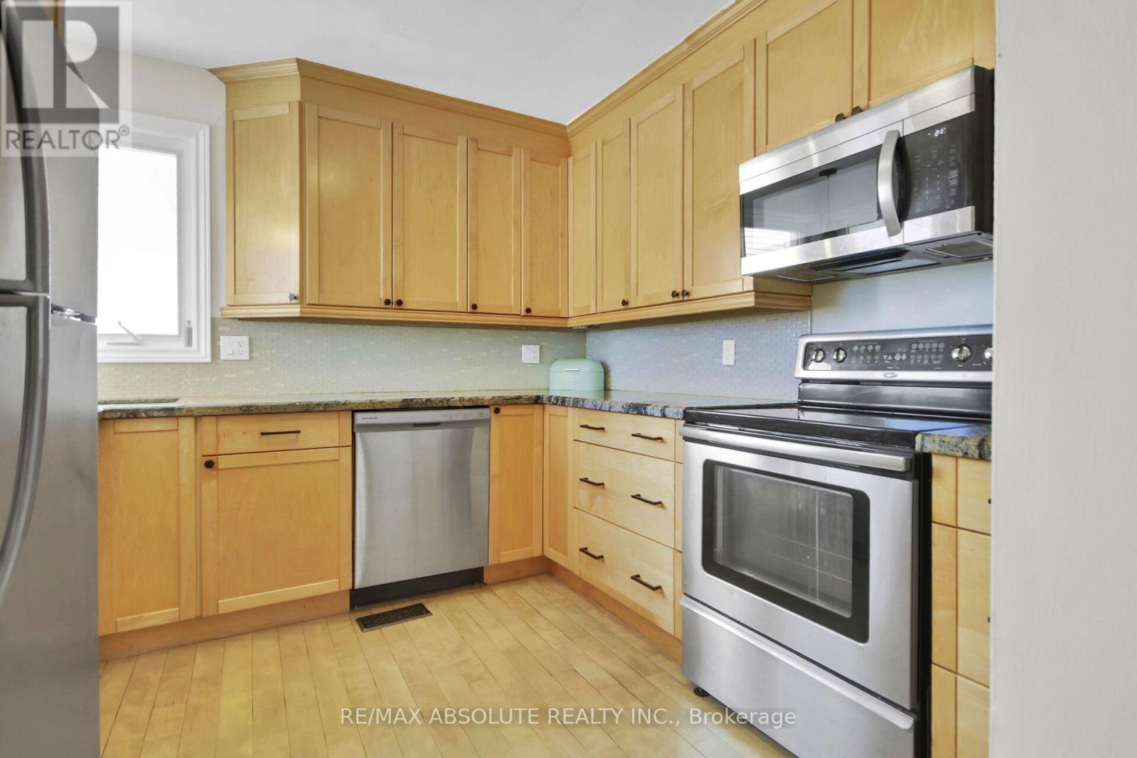 294 Turnstone Court, Ottawa, Ontario  K1E 2V2 - Photo 21 - X12935634