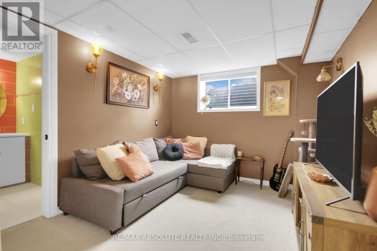 294 Turnstone Court, Ottawa, Ontario  K1E 2V2 - Photo 41 - X12935634