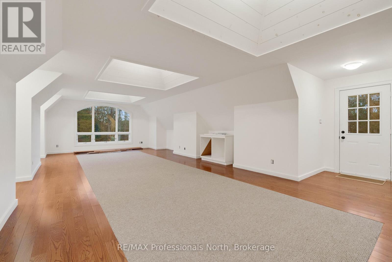 1656 Muskoka Beach Road, Bracebridge, Ontario  P1P 1R1 - Photo 48 - X12935650