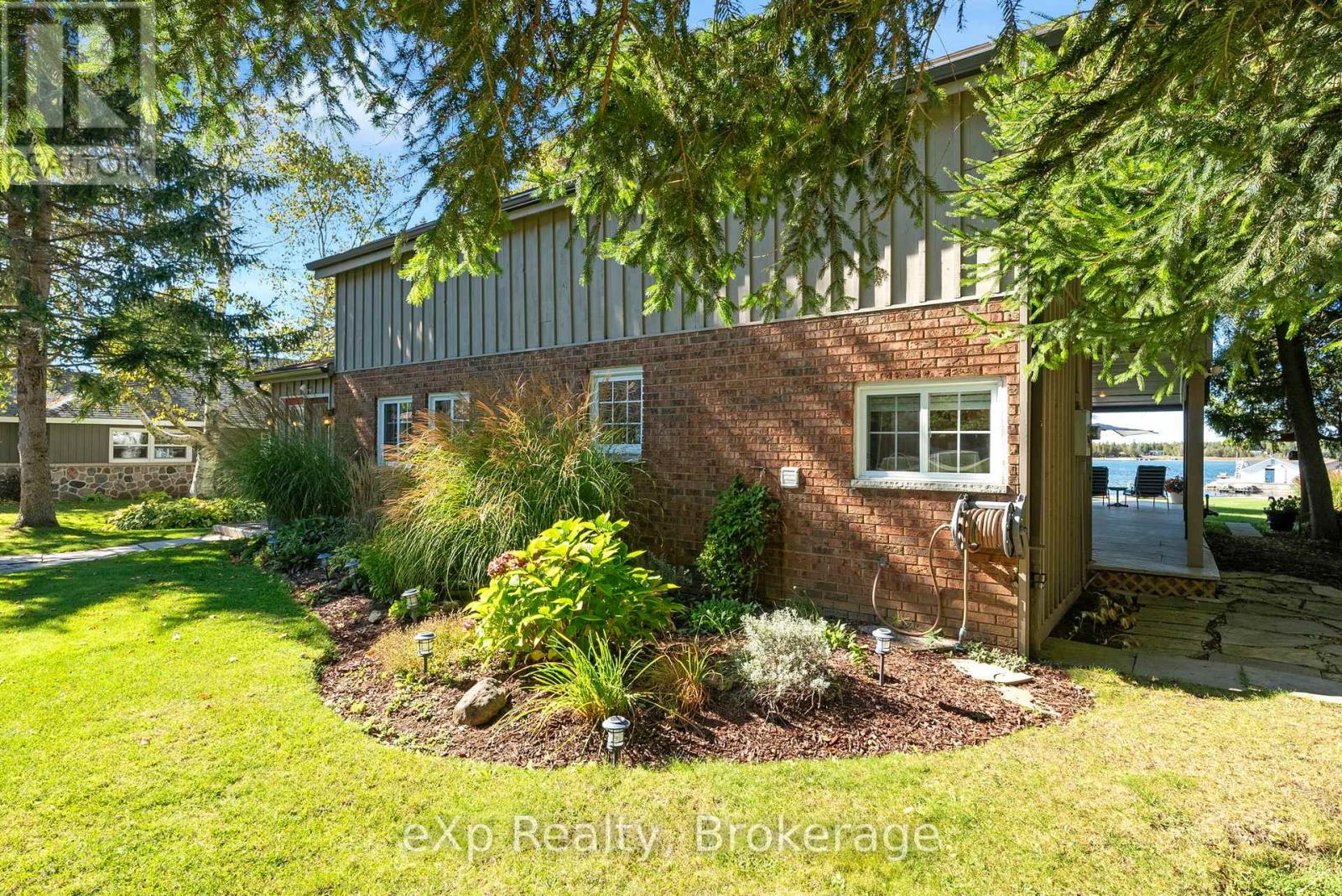 850 Pike Bay Road, Northern Bruce Peninsula, Ontario N0H 2T0 - Photo 27 - X12935672