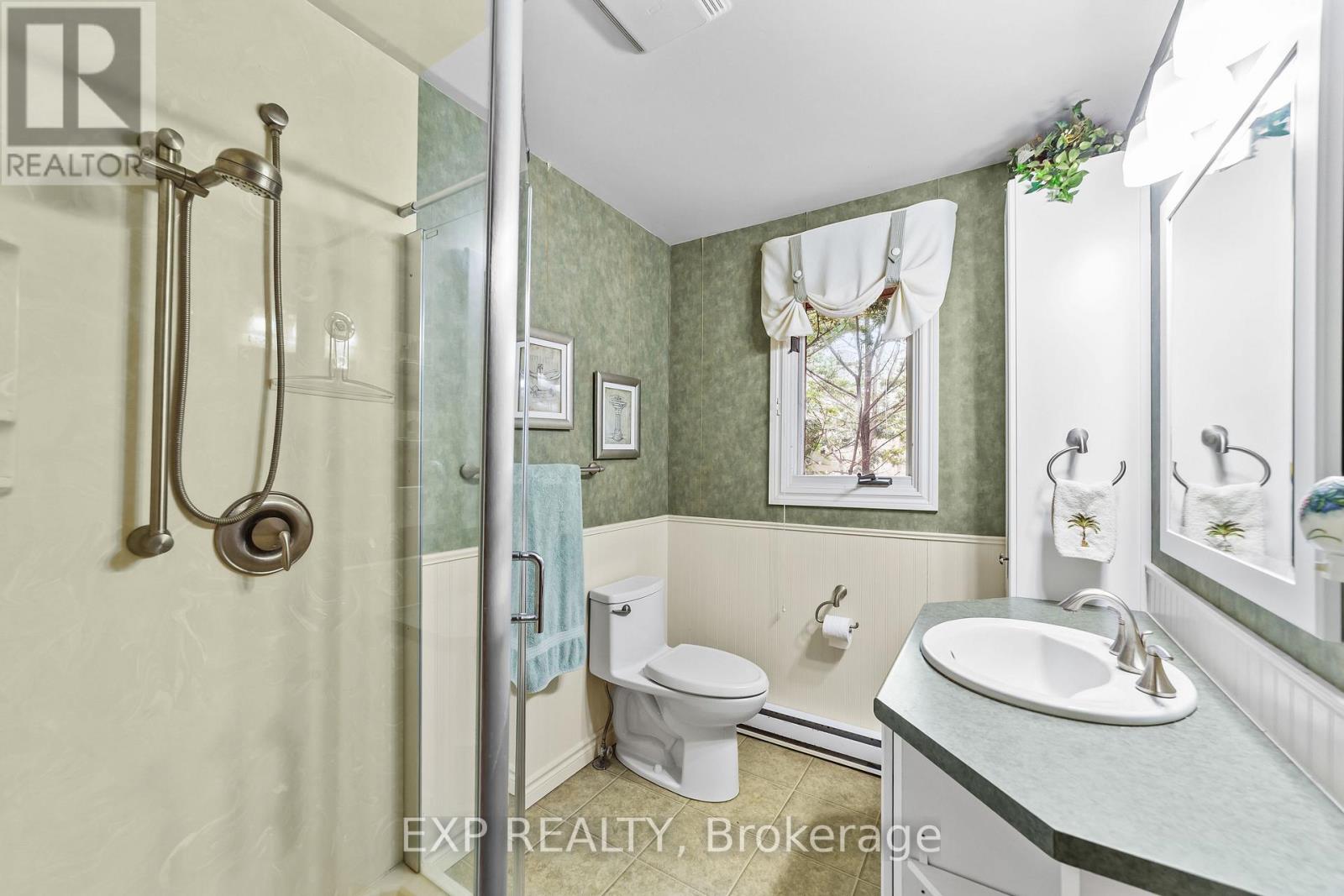 9 Summit Avenue, South Huron, Ontario  N0M 1T0 - Photo 23 - X12935610