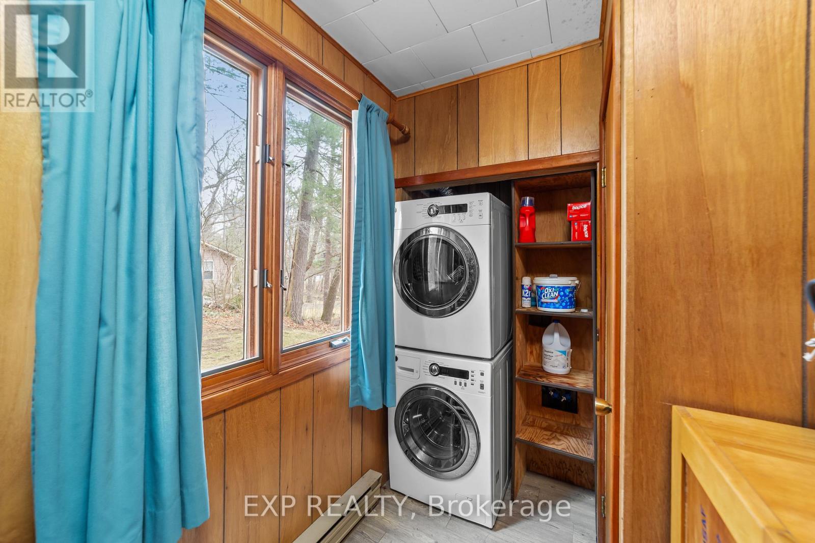 9 Summit Avenue, South Huron, Ontario  N0M 1T0 - Photo 24 - X12935610