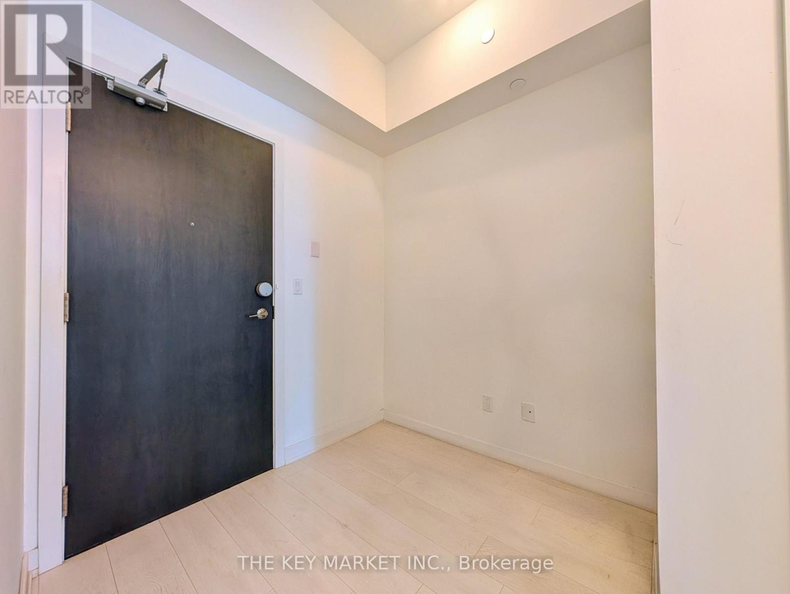 730 - 50 Bruyeres Mews, Toronto, Ontario  M5V 0H8 - Photo 8 - C12935584