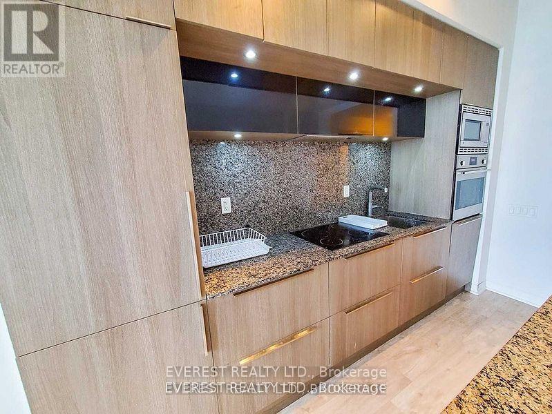 3710 - 88 Blue Jays Way, Toronto, Ontario  M5V 0L7 - Photo 11 - C12935632