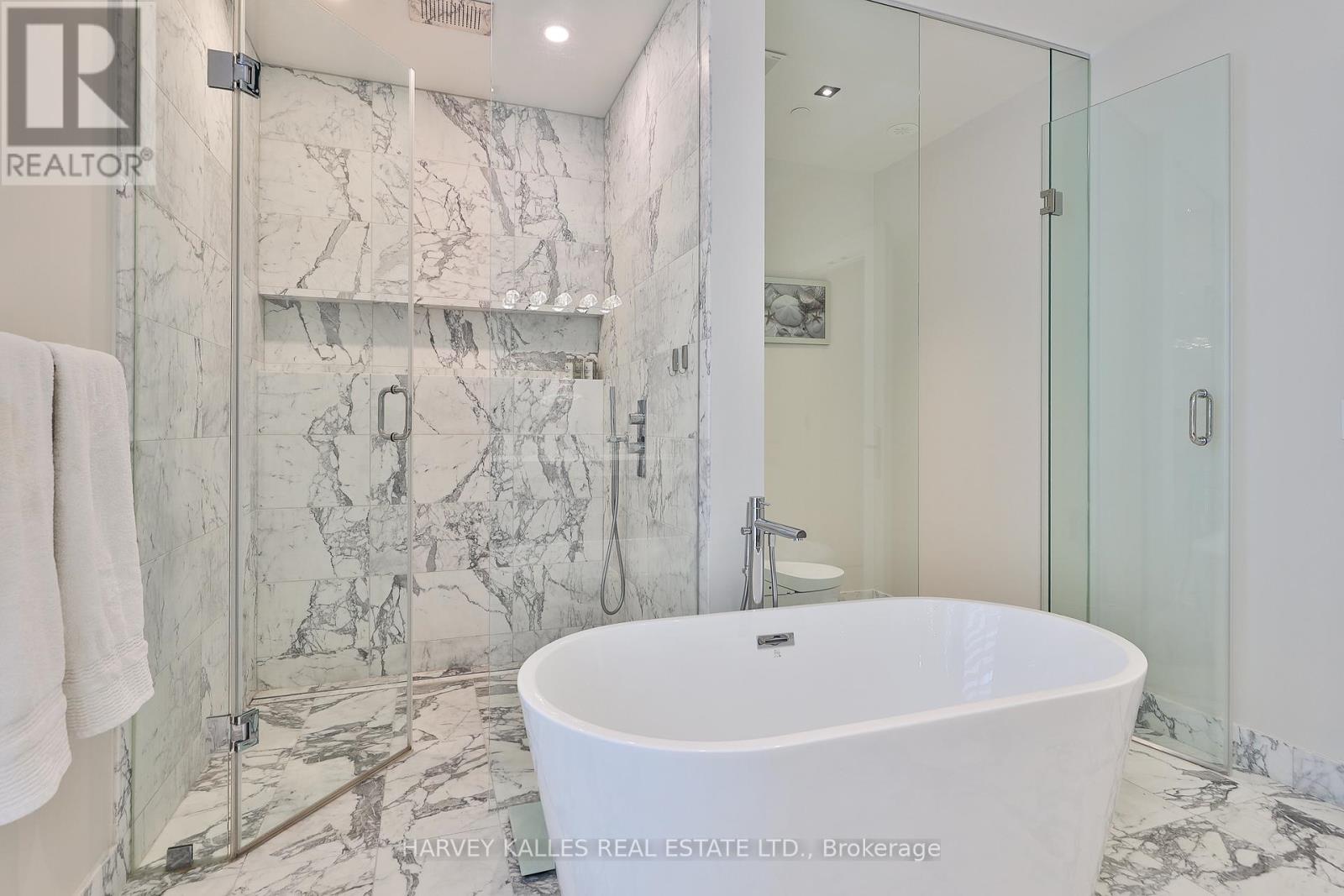 49 Foxbar Road, Toronto, Ontario  M4V 2G5 - Photo 24 - C12935636