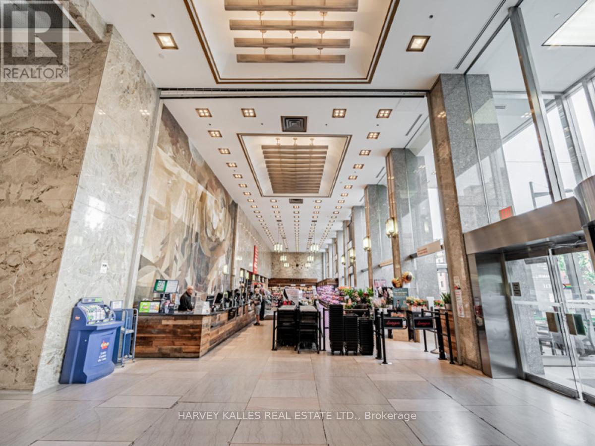 49 Foxbar Road, Toronto, Ontario  M4V 2G5 - Photo 37 - C12935636