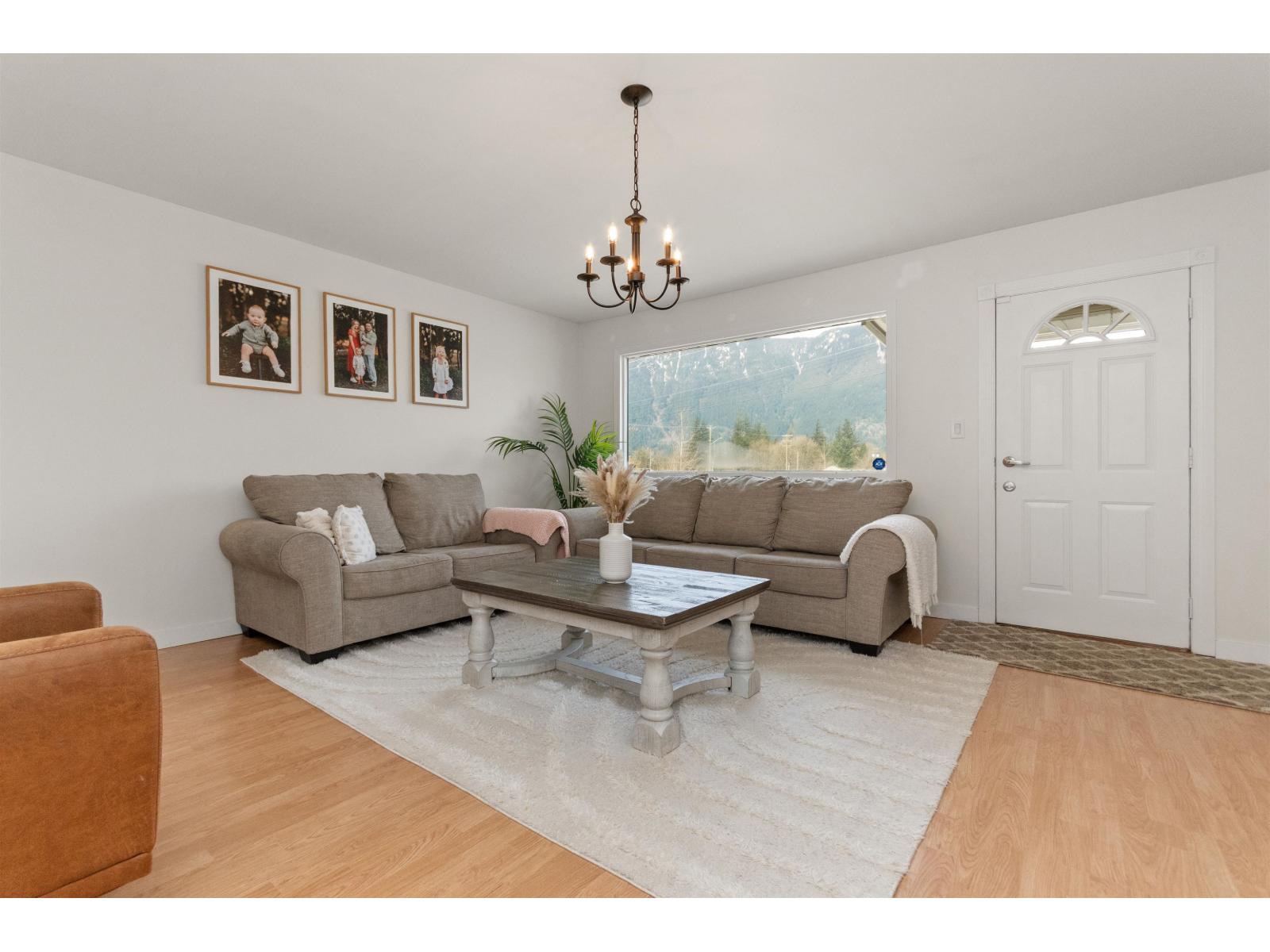 522 Raab Street, Hope, Hope, British Columbia  V0X 1L4 - Photo 7 - R3104526