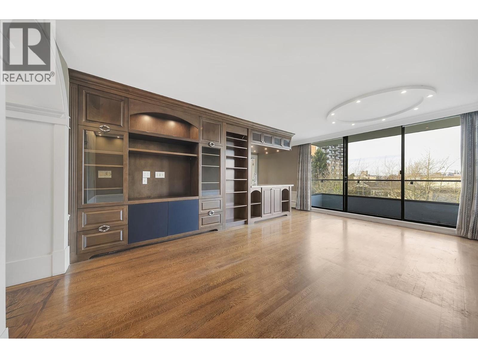 501 2370 W 2nd Avenue, Vancouver, British Columbia V6K 1J2 - Photo 3 - R3087686