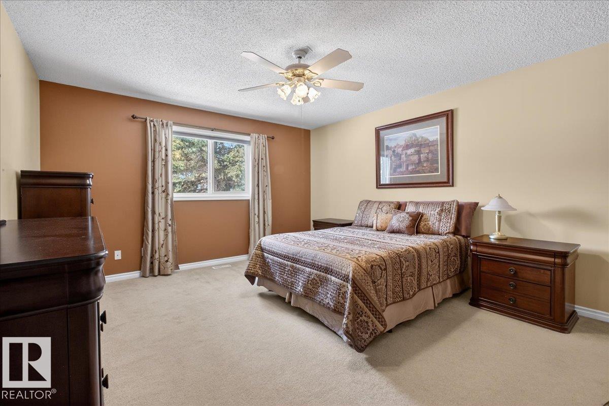 227 Knottwood Rd N Nw, Edmonton, Alberta  T6K 4B9 - Photo 11 - E4479711