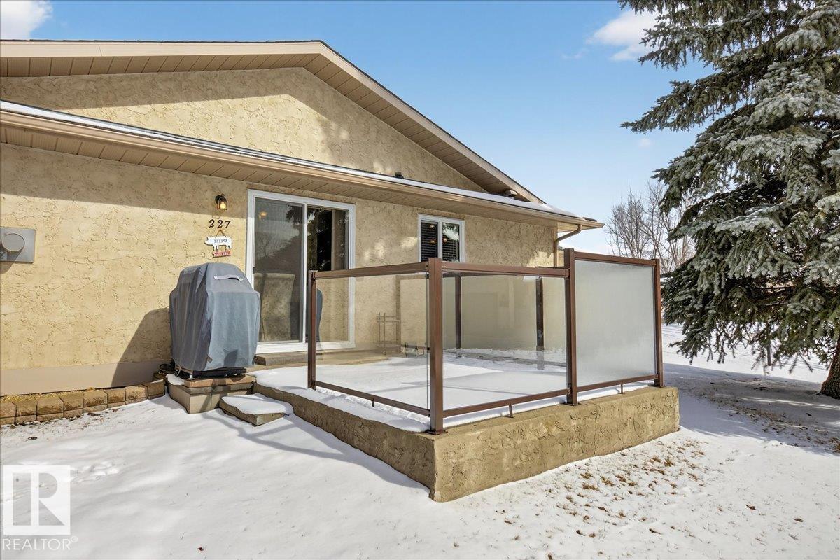 227 Knottwood Rd N Nw, Edmonton, Alberta  T6K 4B9 - Photo 30 - E4479711