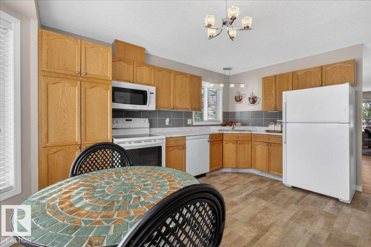 227 Knottwood Rd N Nw, Edmonton, Alberta  T6K 4B9 - Photo 5 - E4479711