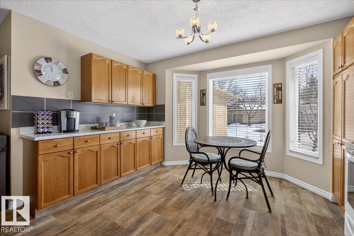 227 Knottwood Rd N Nw, Edmonton, Alberta  T6K 4B9 - Photo 6 - E4479711