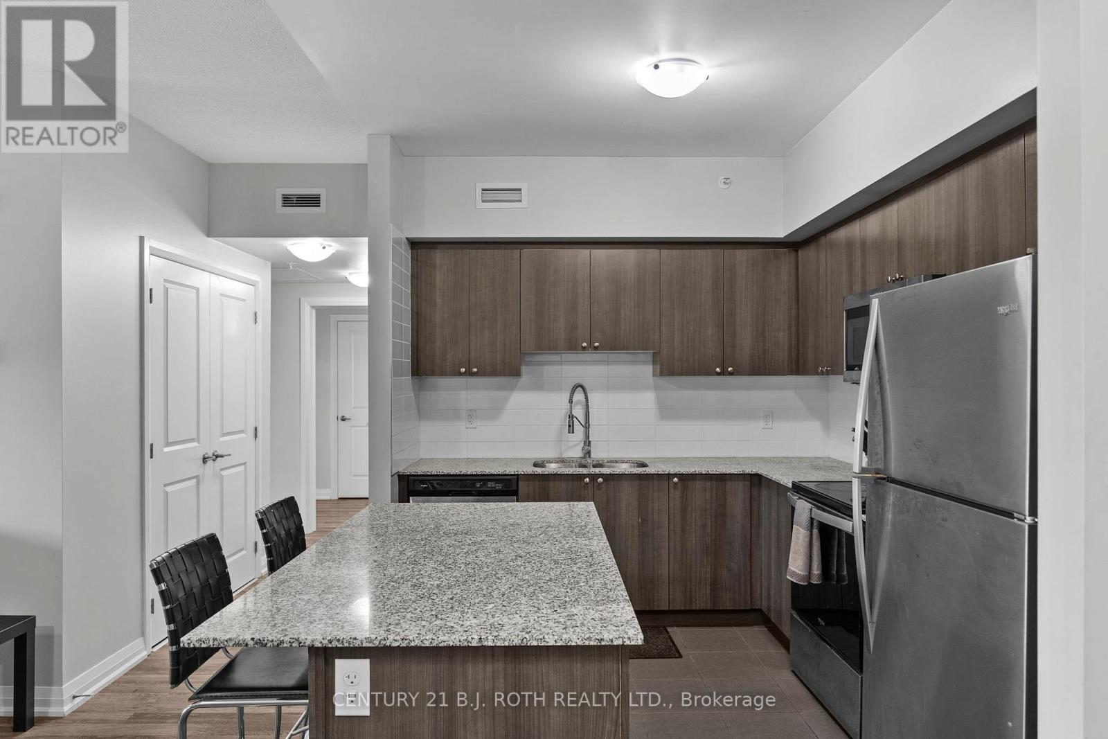 204 - 20 Koda Street, Barrie, Ontario  L9J 0J7 - Photo 9 - S12935600