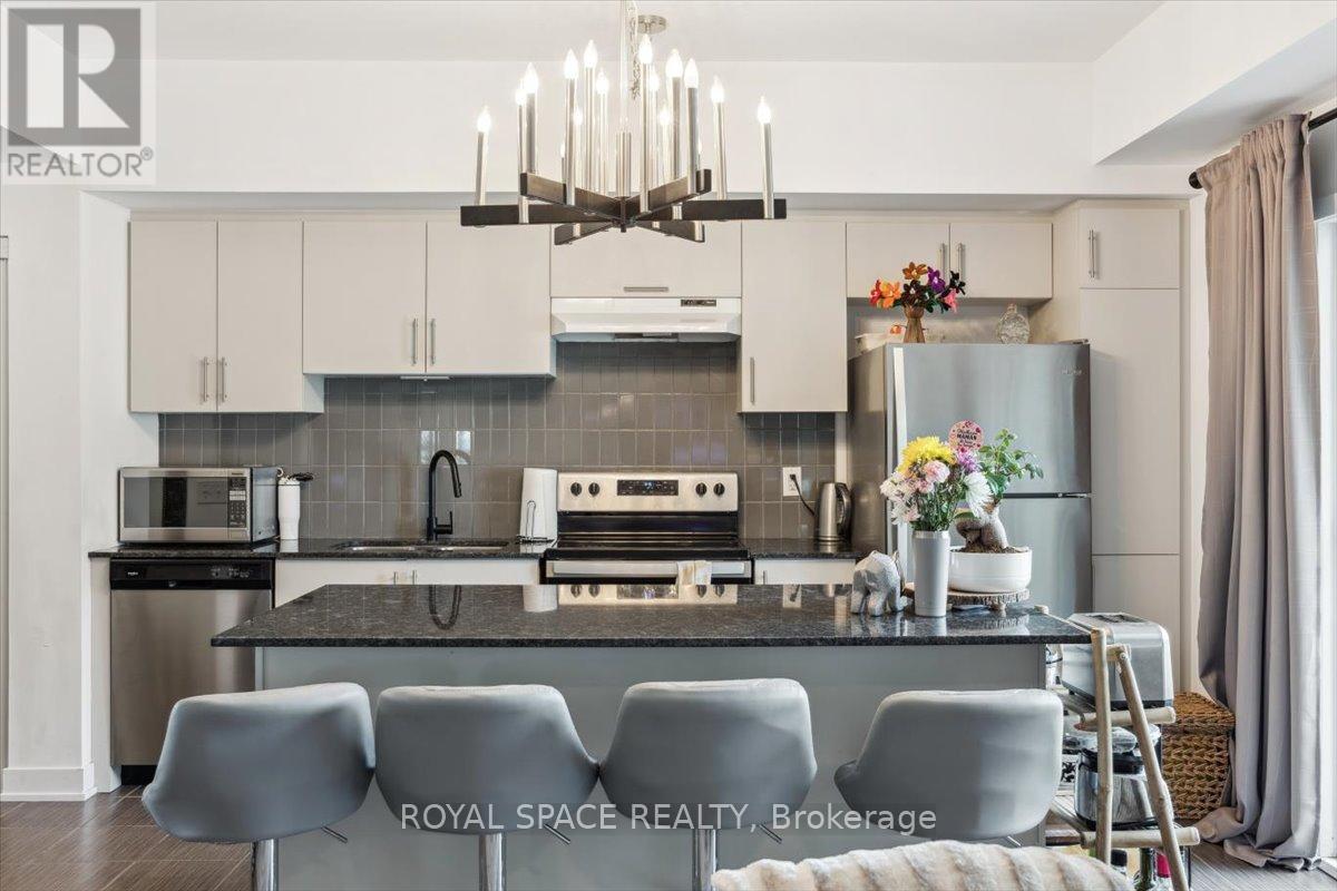 101 - 5 Chef Lane, Barrie (Bayshore), Ontario  L9J 0J8 - Photo 11 - S12935614