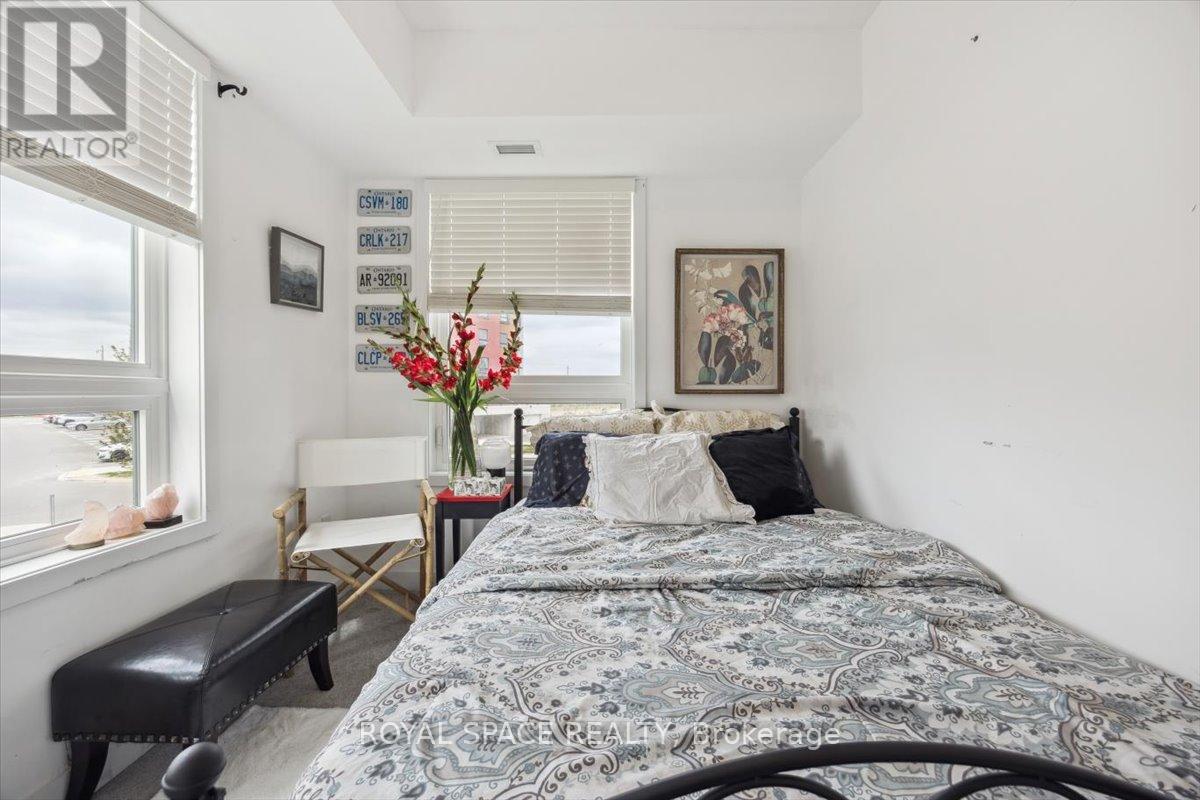 101 - 5 Chef Lane, Barrie (Bayshore), Ontario  L9J 0J8 - Photo 13 - S12935614