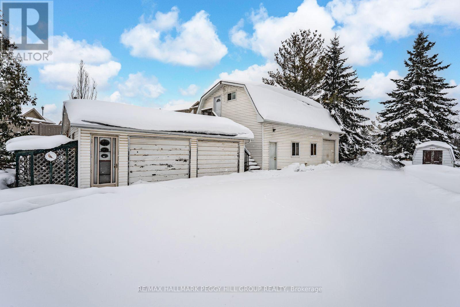 223 Phillips Street, Barrie (Ardagh), Ontario  L4N 3V2 - Photo 2 - S12935680