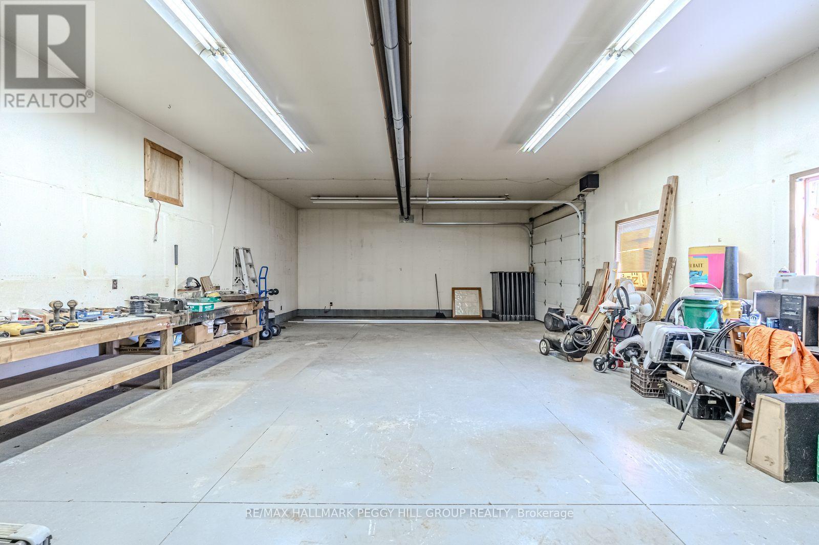 223 Phillips Street, Barrie (Ardagh), Ontario  L4N 3V2 - Photo 3 - S12935680