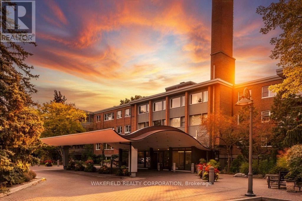 # 635 - 21 Dale Avenue, Toronto, Ontario  M4W 1K3 - Photo 2 - C12774520