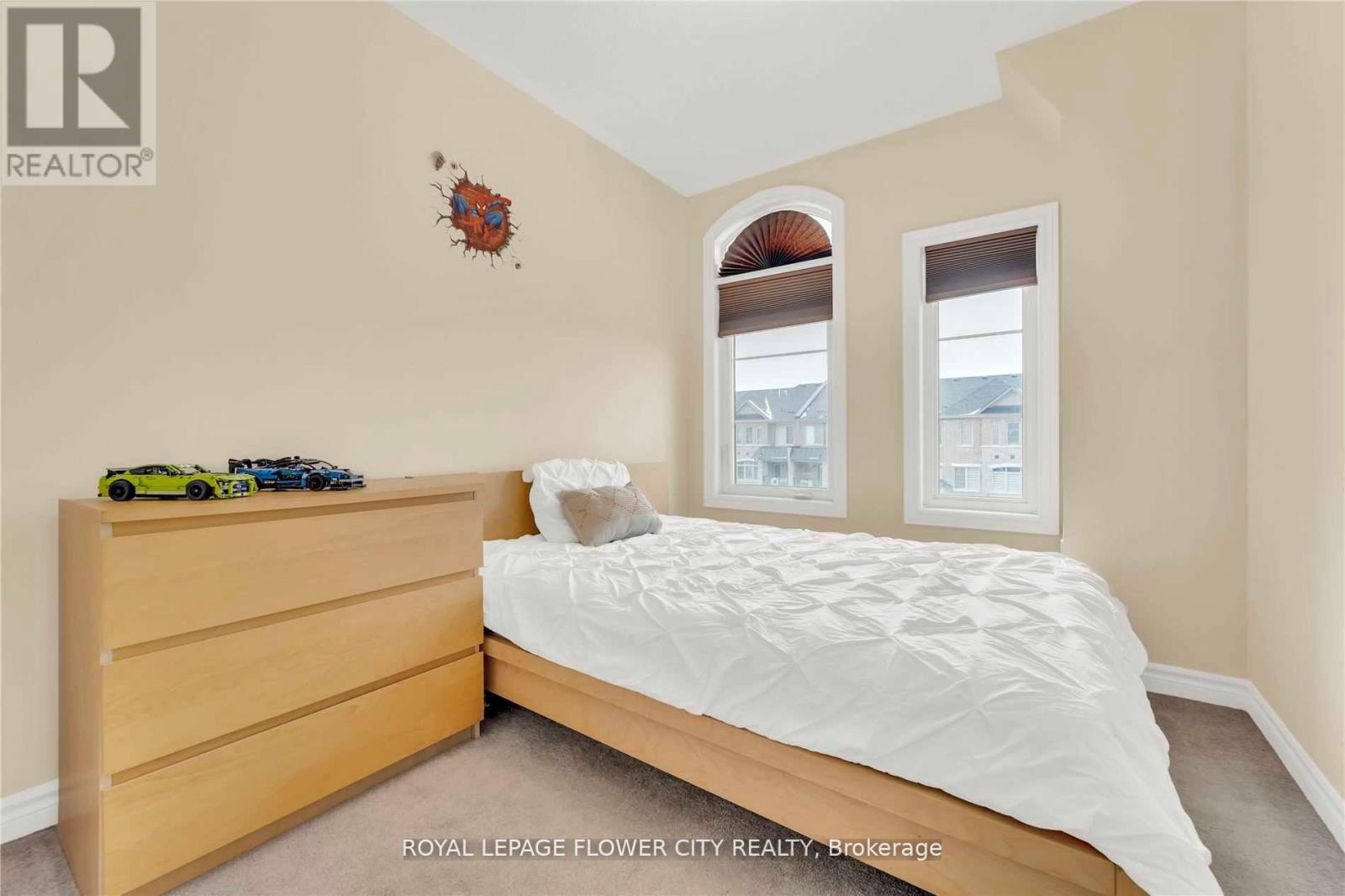 182 - 200 Veteran Drive, Brampton, Ontario  L7A 4S6 - Photo 13 - W12935664