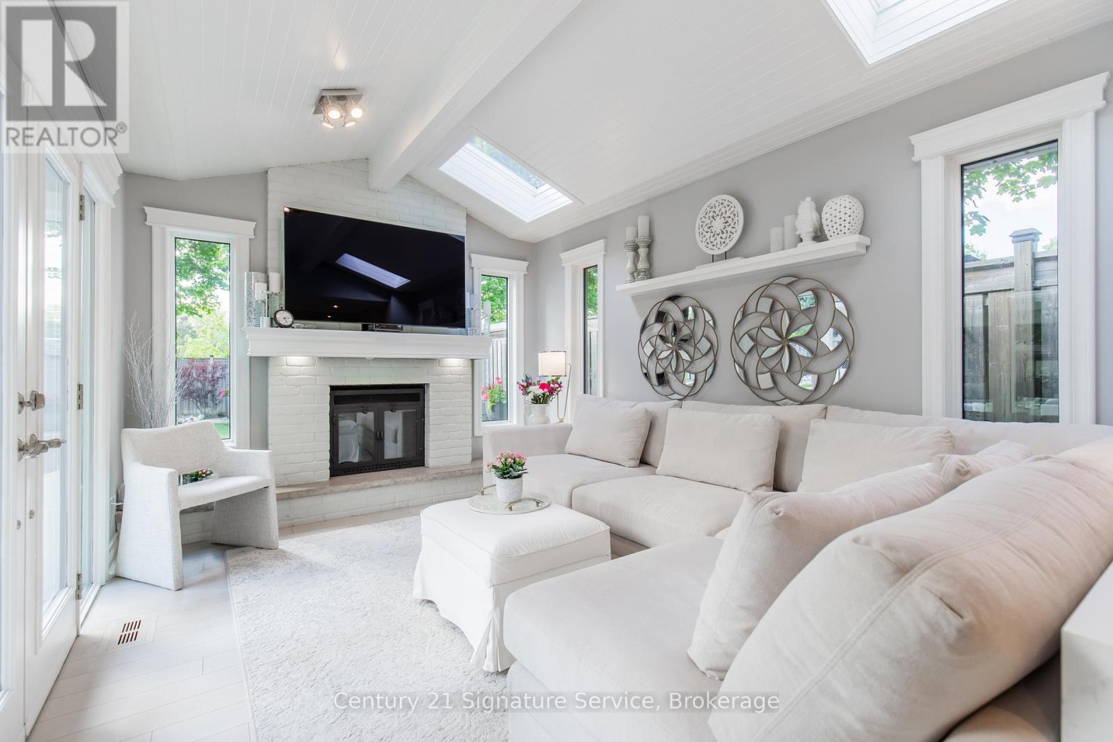 16 Ferndale Crescent, Brampton, Ontario  L6W 1E9 - Photo 20 - W12839772