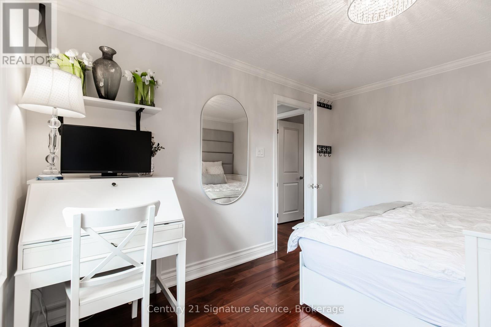 16 Ferndale Crescent, Brampton, Ontario  L6W 1E9 - Photo 32 - W12839772