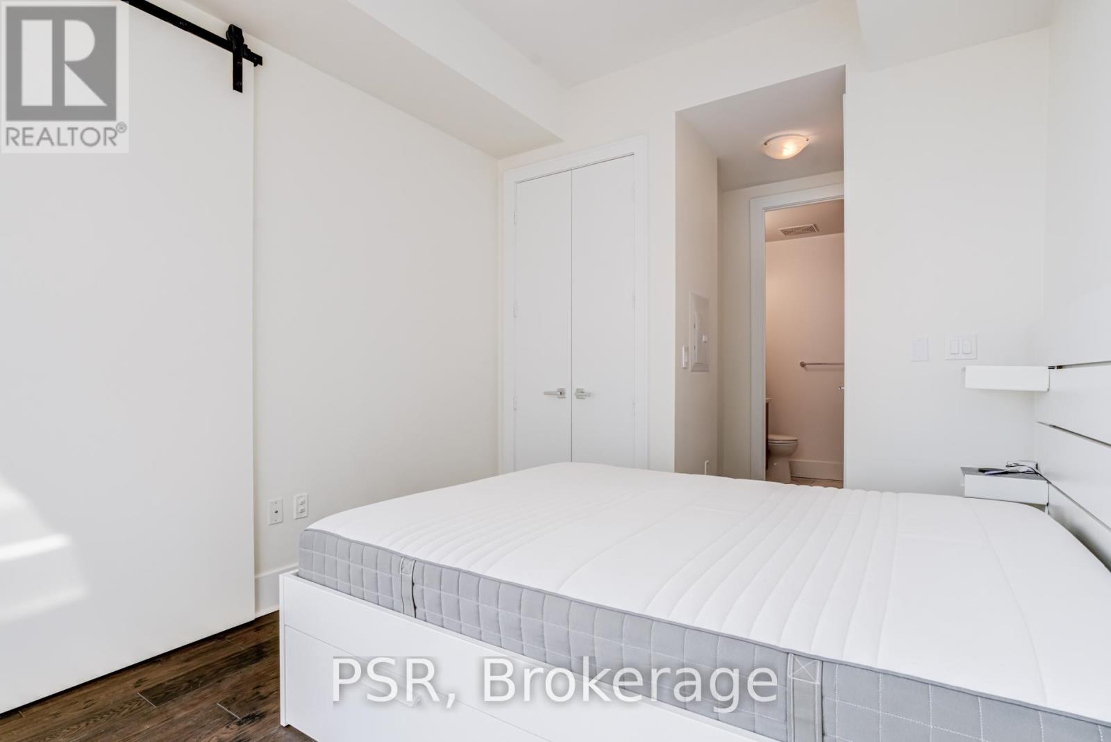 408 - 29 Queens Quay E, Toronto, Ontario  M5E 0A4 - Photo 16 - C12930876