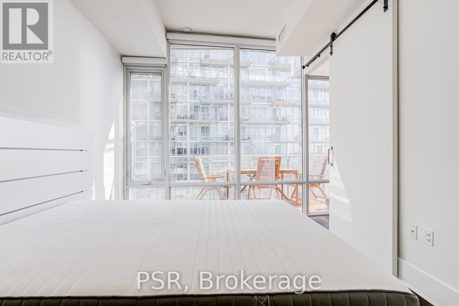 408 - 29 Queens Quay E, Toronto, Ontario  M5E 0A4 - Photo 15 - C12930876