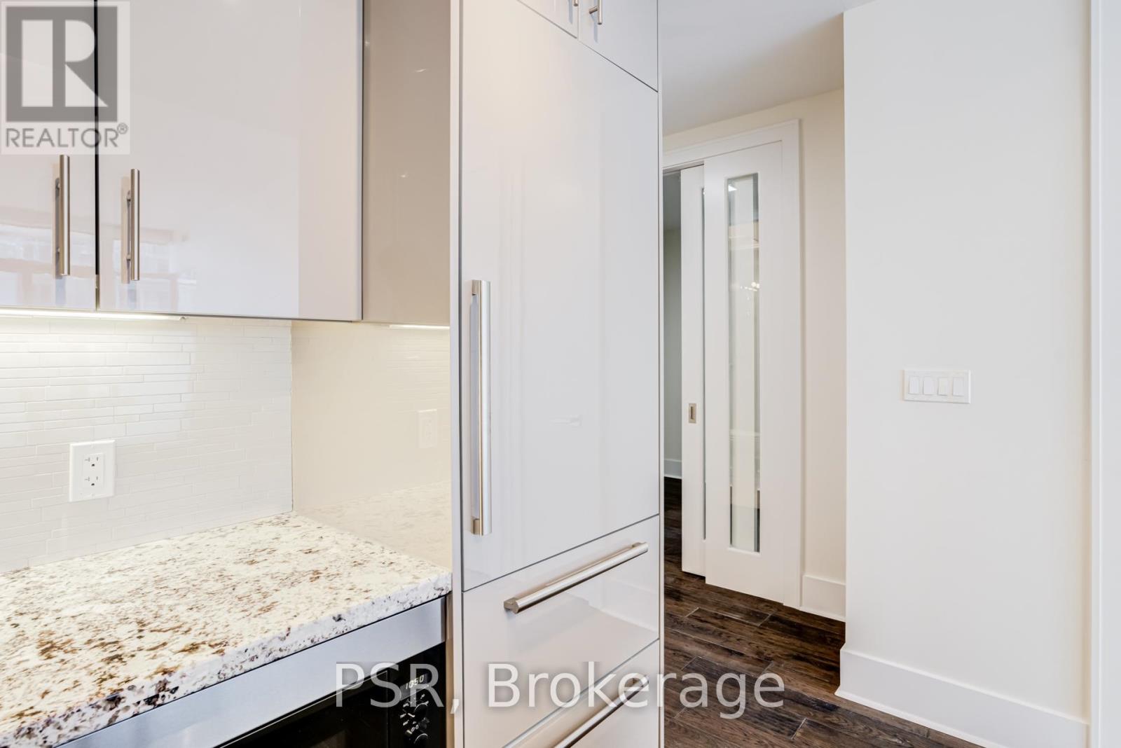 408 - 29 Queens Quay E, Toronto, Ontario  M5E 0A4 - Photo 8 - C12930876