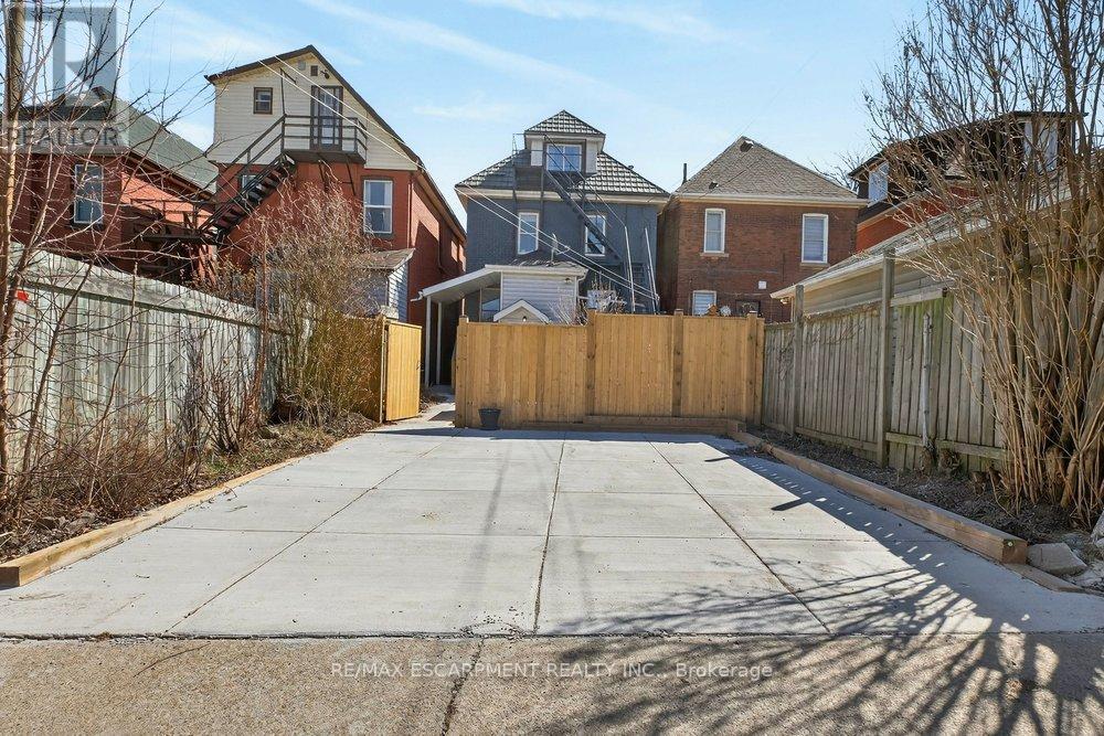 49 Cheever Street, Hamilton, Ontario  L8L 5R6 - Photo 39 - X12935594