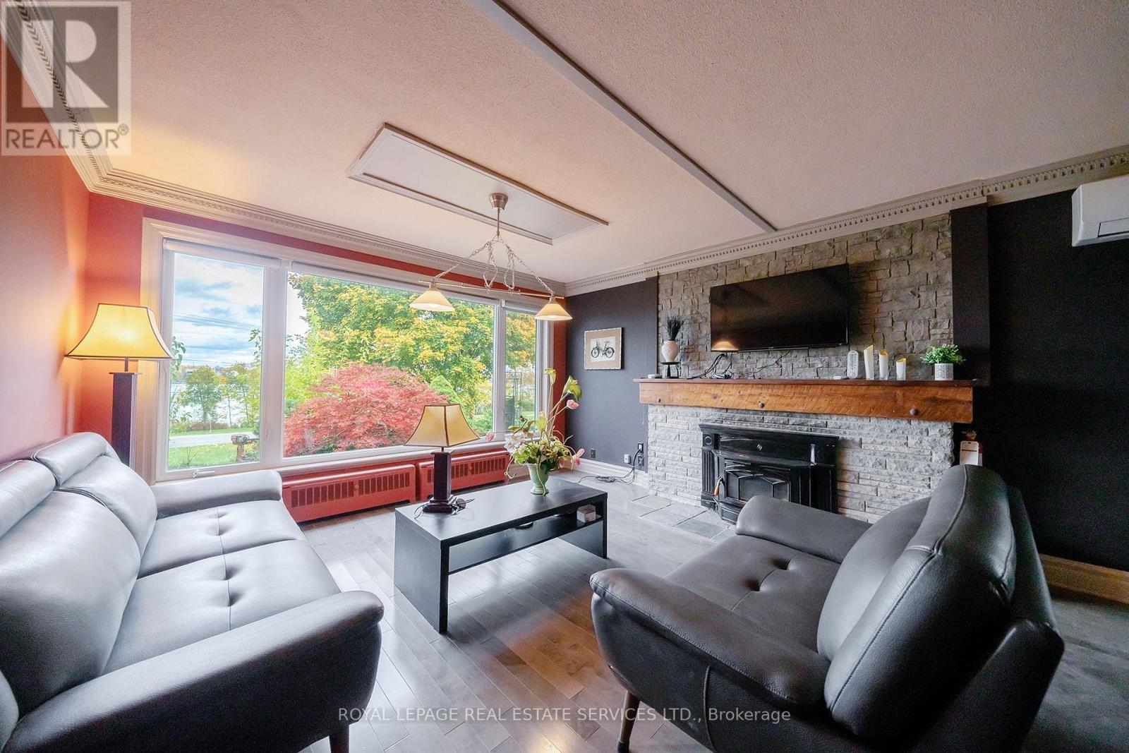 411 Niagara Boulevard, Fort Erie, Ontario  L2A 3H2 - Photo 7 - X12935638