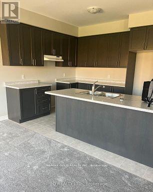 83 Pinot Crescent, Hamilton, Ontario  L8E 0J9 - Photo 5 - X12935648