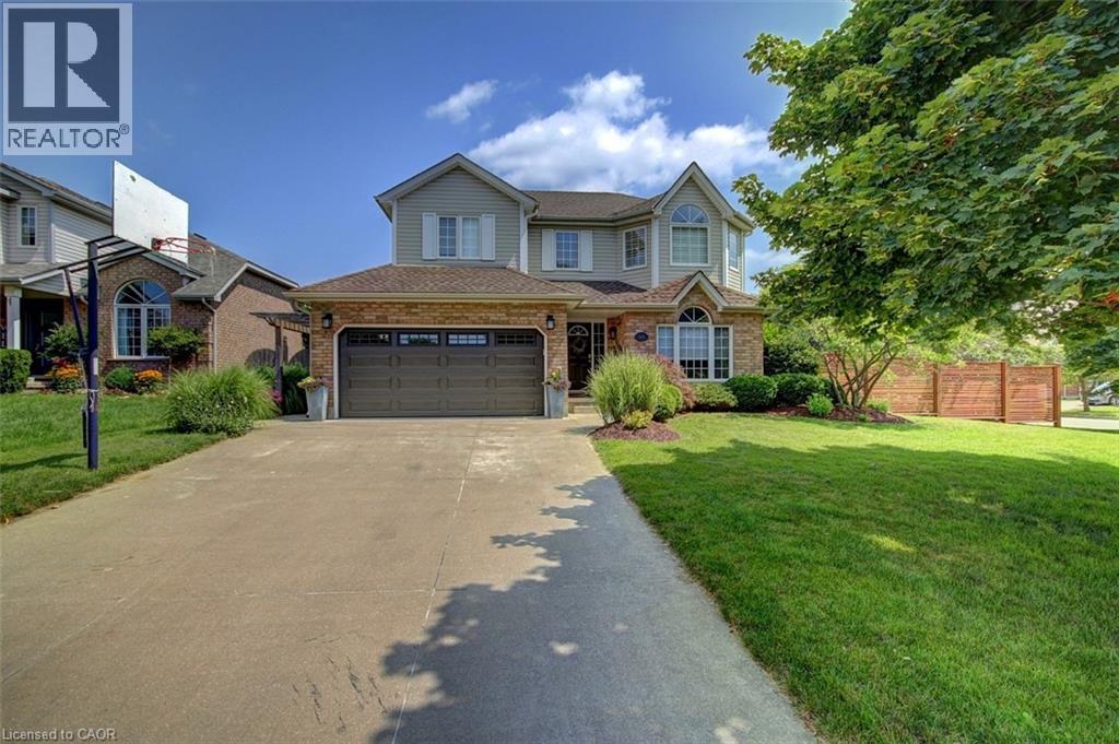 640 HEATHCLIFFE Place, Waterloo, Ontario