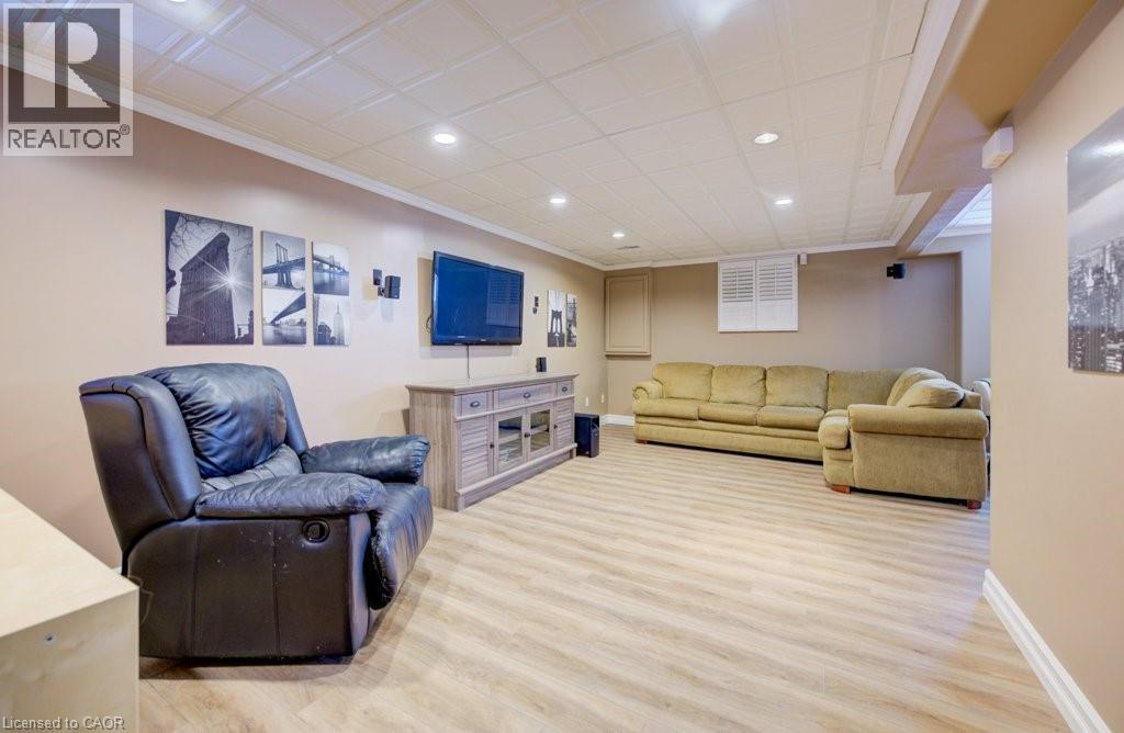 640 Heathcliffe Place, Waterloo, Ontario  N2T 2P3 - Photo 23 - 40814289