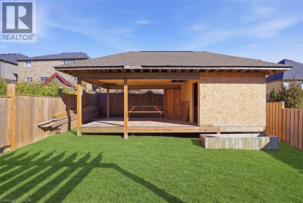 18 Vic Chambers Place, Paris, Ontario  N3L 0E6 - Photo 26 - 40812305