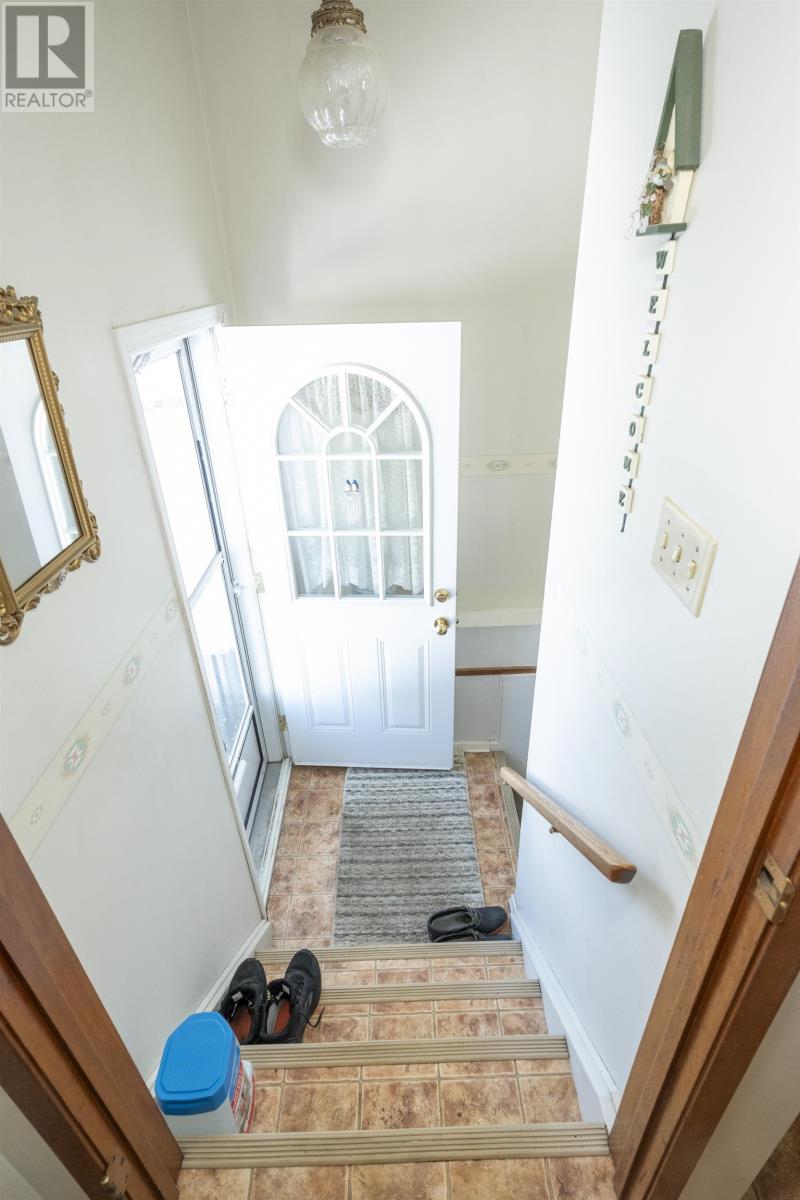 139 Spruce Ct, Thunder Bay, Ontario  P7C 1X9 - Photo 27 - TB2600535